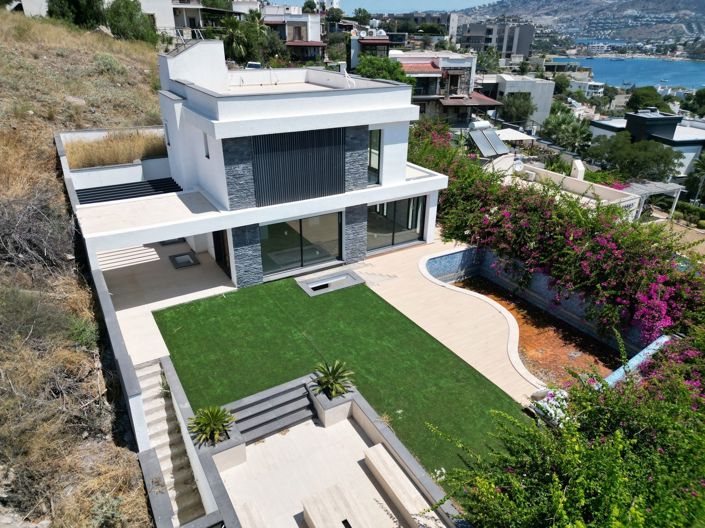 Image No.1-Villa de 5 chambres à vendre à Yalikavak