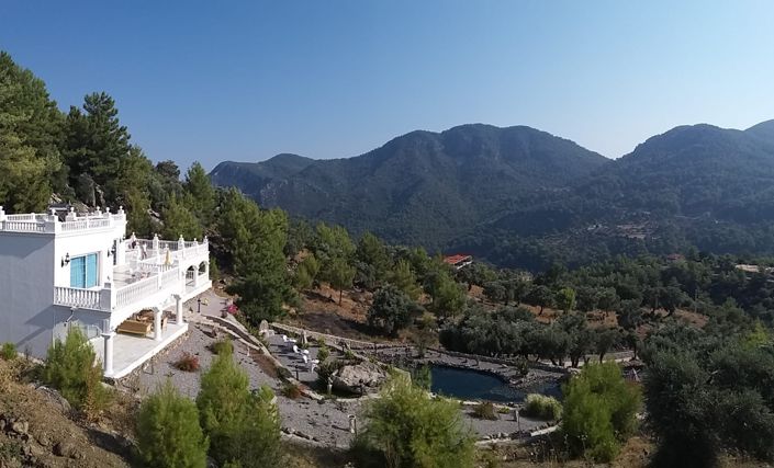 Image No.1-7 Bed Villa for sale