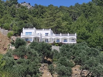 Majestic Villa & Estate For Sale Near Dalyan - Exquisite estate surrounded by nature