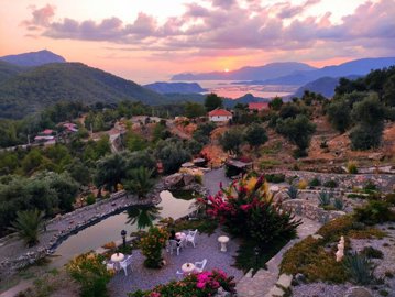 Majestic Villa & Estate For Sale Near Dalyan - Stunning private gardens and terraces