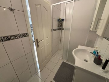 Duplex Apartment For Sale In Hisar, Didim - First bathroom with shower