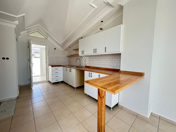 Image No.8-3 Bed Apartment for sale