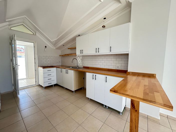 Image No.9-3 Bed Apartment for sale