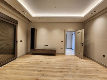 Sizeable Duplex Property For Sale In Manavgat, Antalya - Spacious lounge area