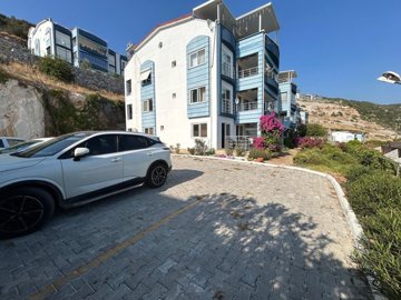 Sea View Apartment For Sale In Akbuk, Didim - Secure parking