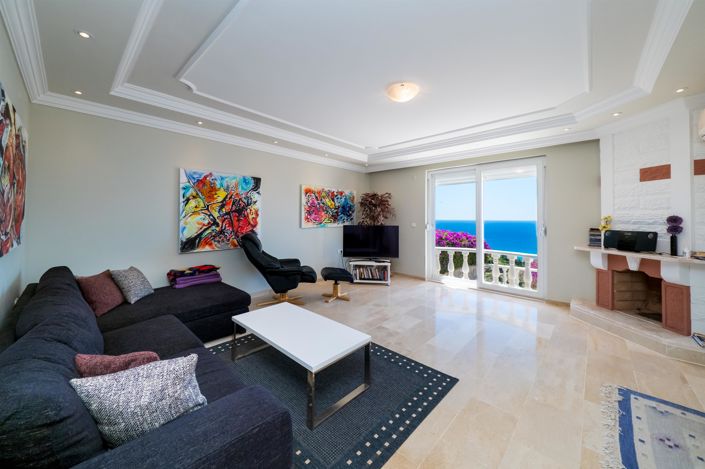 Image No.10-4 Bed Villa for sale