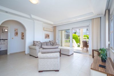 Outstanding Property For Sale In Alanya – Bright and airy living area