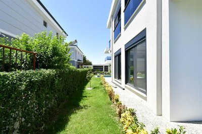 Upscale Property For Sale In Manavgat, Antalya - Side of the property
