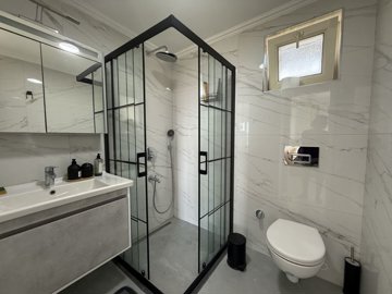 Luxurious Renovated Villa For Sale In Milas, Bogazici - Ensuite shower room