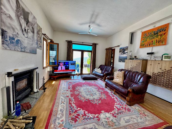 Image No.10-3 Bed Villa for sale