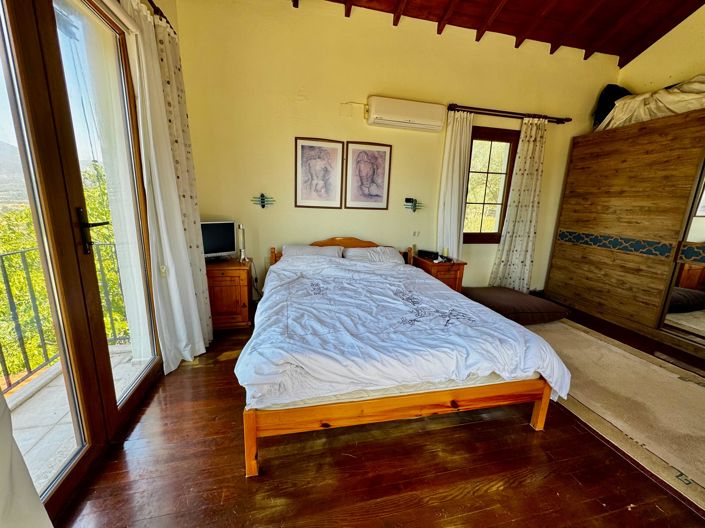 Image No.17-3 Bed Villa for sale