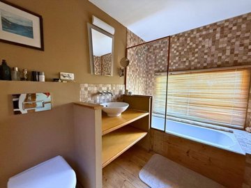 Rural Stone House & Bungalow In Bodrum For Sale - Stunning bathroom