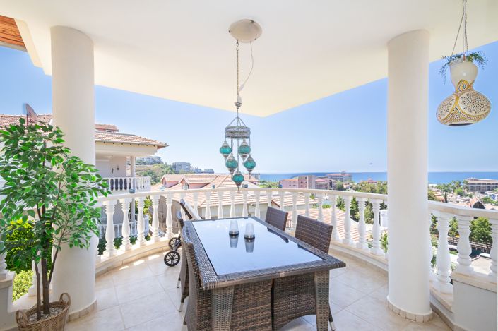 Image No.1-3 Bed Apartment for sale