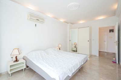 Immaculate Furnished Apartment For Sale In Cikcilli, Alanya - Bright and airy double bedroom