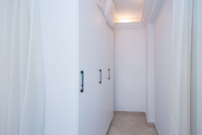 Image No.19-2 Bed Apartment for sale