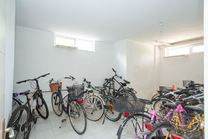 Image No.22-2 Bed Apartment for sale