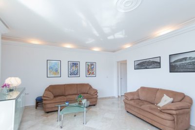 Immaculate Furnished Apartment For Sale In Cikcilli, Alanya - Furnished lounge area