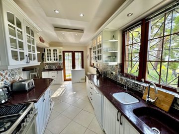 Bespoke Villa For Sale With A Private Pool & Jacuzzi In Kadikoy, Fethiye - Great-sized, light kitchen