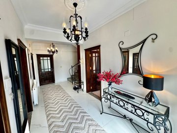 Bespoke Villa For Sale With A Private Pool & Jacuzzi In Kadikoy, Fethiye - Entrance hallway