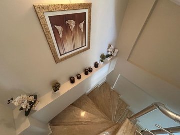 Fully Furnished Semi-Detached Villa For Sale In Didim – Winding staircase