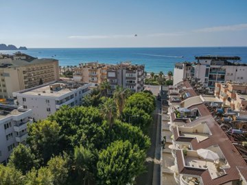 Sophisticated Alanya Apartment For Sale – Located 30m from the seafront