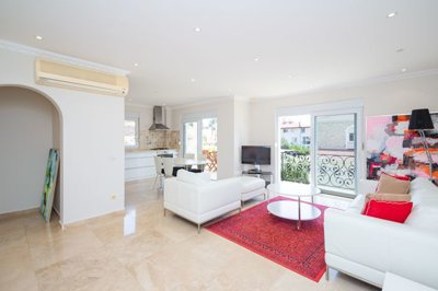 Meticulous Apartment For Sale With Sea Views In Cikcilli, Alanya - Light and airy apartment