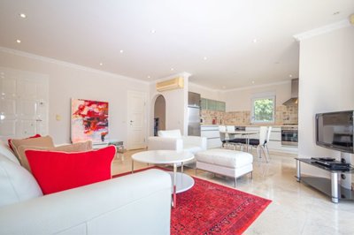 Meticulous Apartment For Sale With Sea Views In Cikcilli, Alanya - Fully furnished beautifully