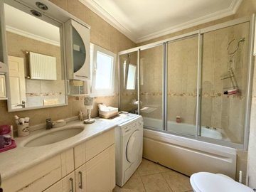 Bodrum Villa For Sale In Yalikavak Near The Marina & Beach - First bathroom