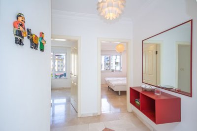 Flawless Two-Bedroom Apartment For Sale In Oba, Alanya – Hallway into the bedrooms