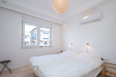 Flawless Two-Bedroom Apartment For Sale In Oba, Alanya – Double bedroom