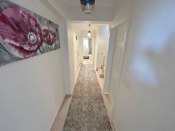 Furnished Didim Apartment On A Complex For Sale In Hisar - Modern, light hallway