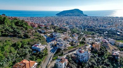 Exceptional Alanya Property For Sale In Tepe - Prime location on the hillside