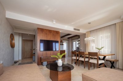 Exceptional Alanya Property For Sale In Tepe - Open-plan living space