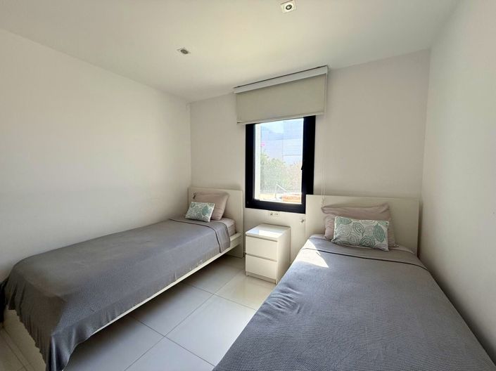 Image No.15-4 Bed Villa for sale