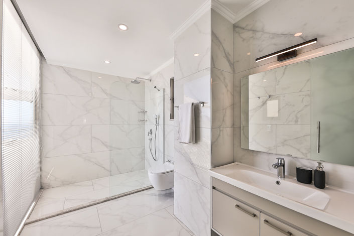 Image No.12-5 Bed Villa for sale