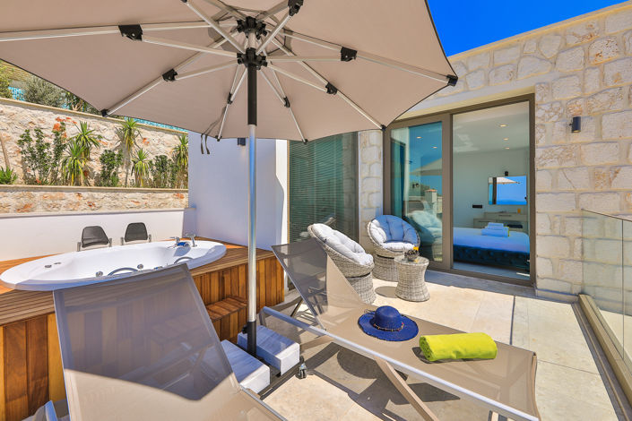 Image No.17-5 Bed Villa for sale