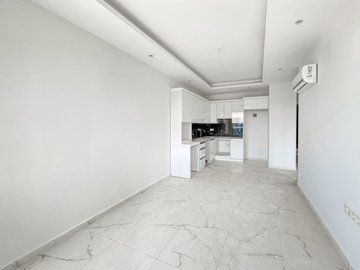 Must-See Investment Property In Kargicak, Alanya For Sale - Lounge and kitchen
