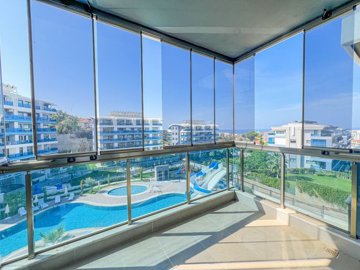 Must-See Investment Property In Kargicak, Alanya For Sale - Great size balcony