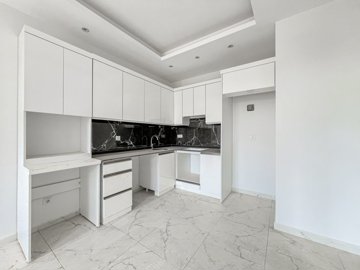 Must-See Investment Property In Kargicak, Alanya For Sale - Fully fitted kitchen