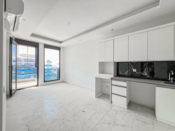Must-See Investment Property In Kargicak, Alanya For Sale - Kitchen and lounge