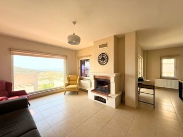 Sea View Bodrum Villa For Sale In Koyunbaba, Gumusluk - Spacious lounge with sea views