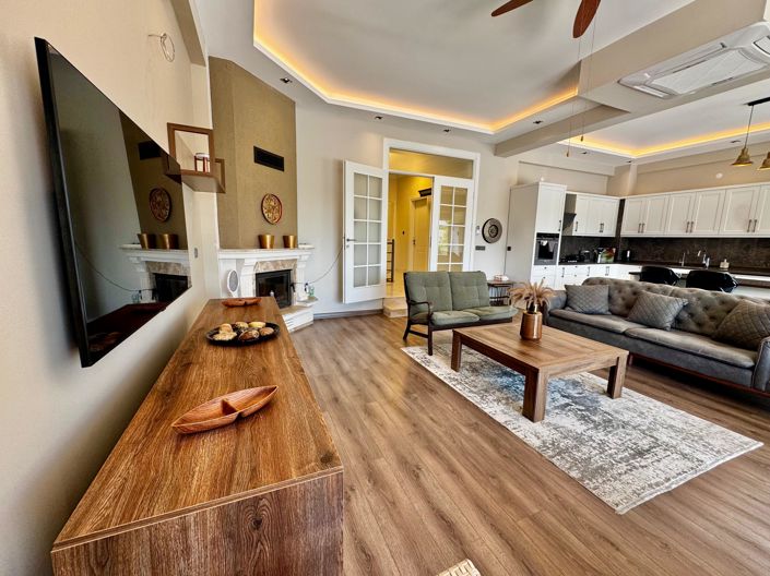 Image No.8-4 Bed Villa for sale