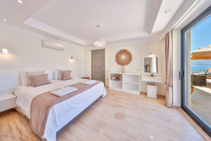 Image No.18-4 Bed Villa for sale