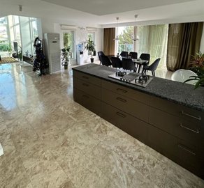 Elaborate Antalya Investment Property For Sale - Kitchen and dining area