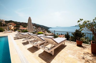 Idyllic Sea-View Kalkan Villa For Sale - Sun terraces with sea views