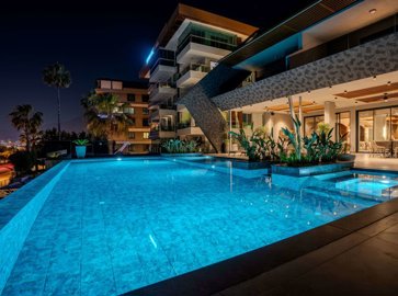 Ocean View Apartment For Sale In Alanya - Communal pool and terraces