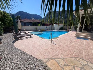 Tranquil Dalyan Villa For Sale In Ortaca - Vast sunny terraces