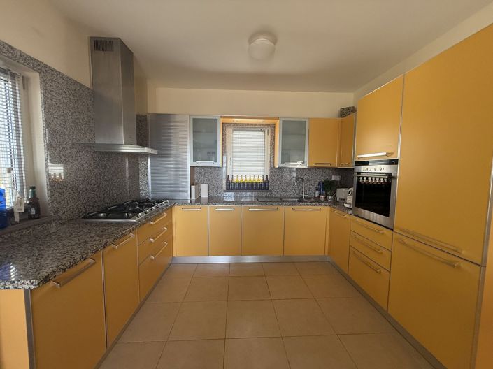 Image No.7-3 Bed Villa for sale