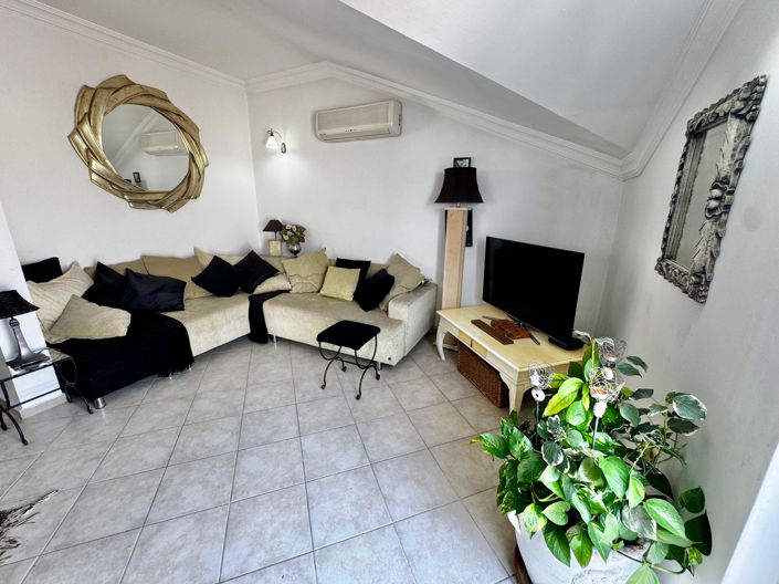 Image No.23-3 Bed Apartment for sale