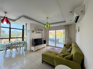 Key-Ready Luxury Apartment In Alanya - Dining area and lounge